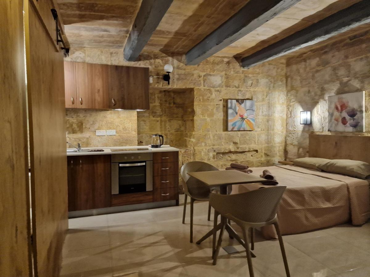 Renovated 16Th Century House In Valletta Villa Exterior photo