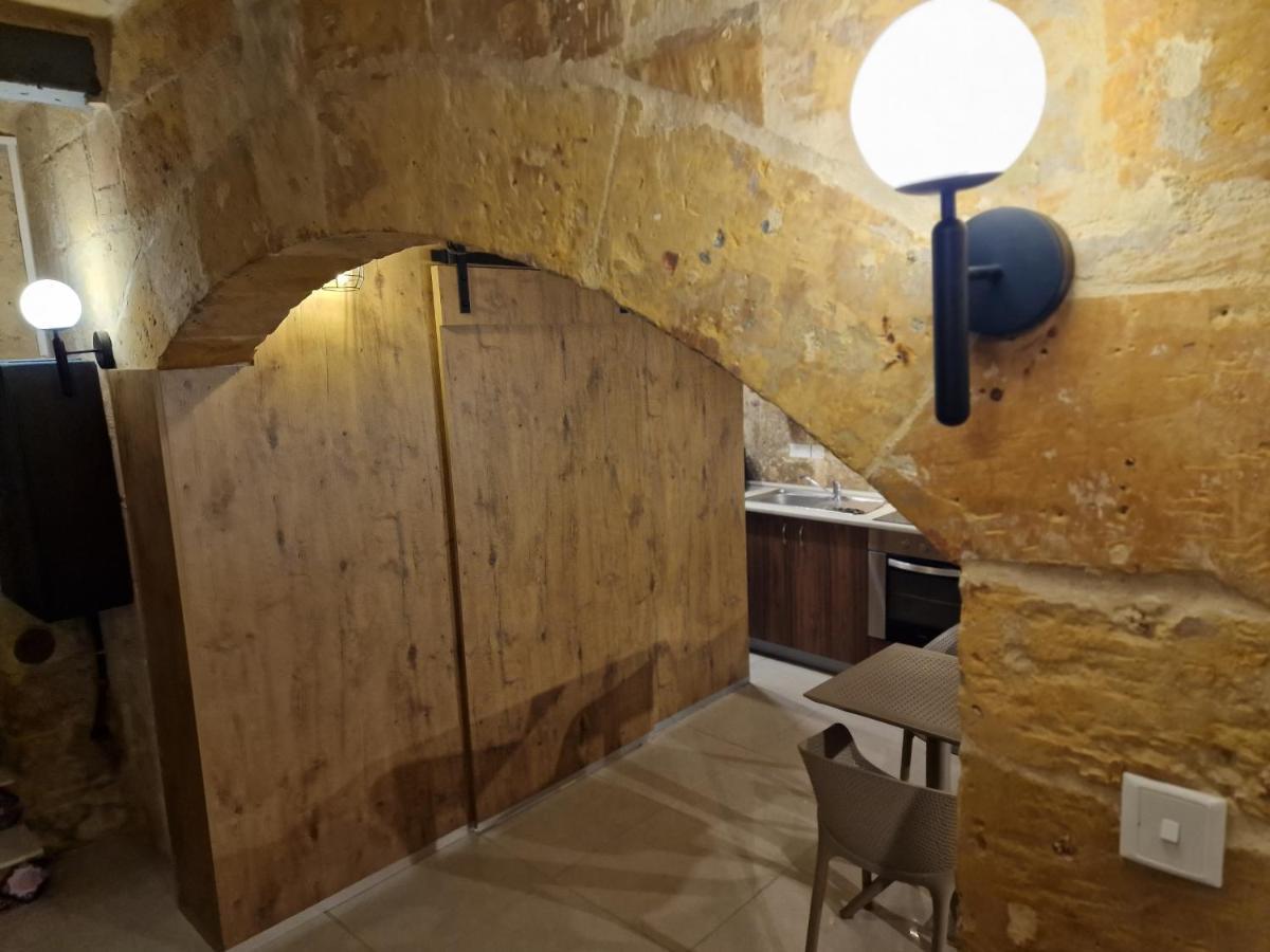 Renovated 16Th Century House In Valletta Villa Exterior photo